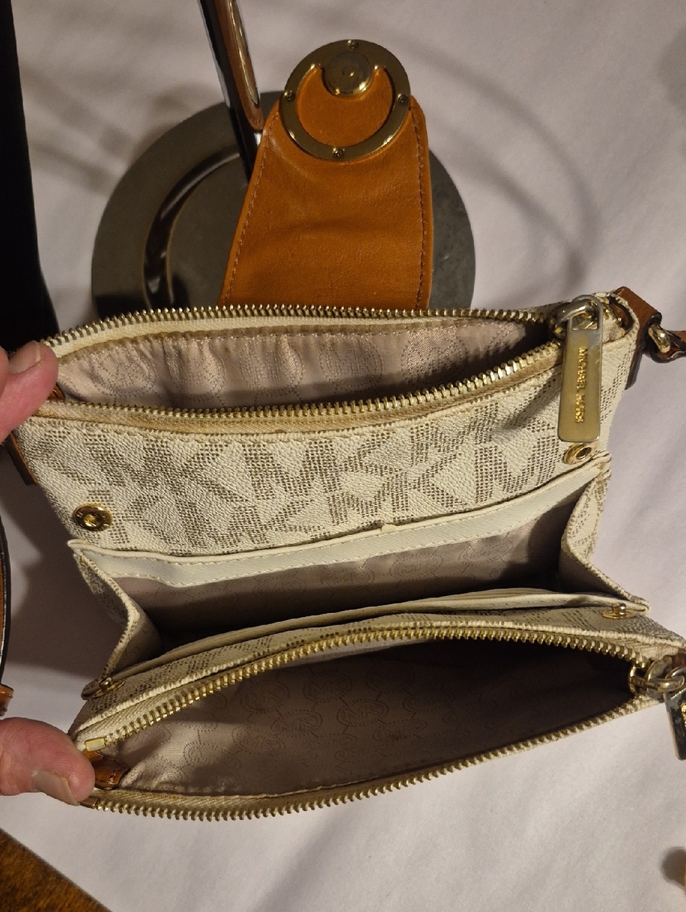 Michael Kors  Bundle Bag &bracelet - Picture 7 of 11